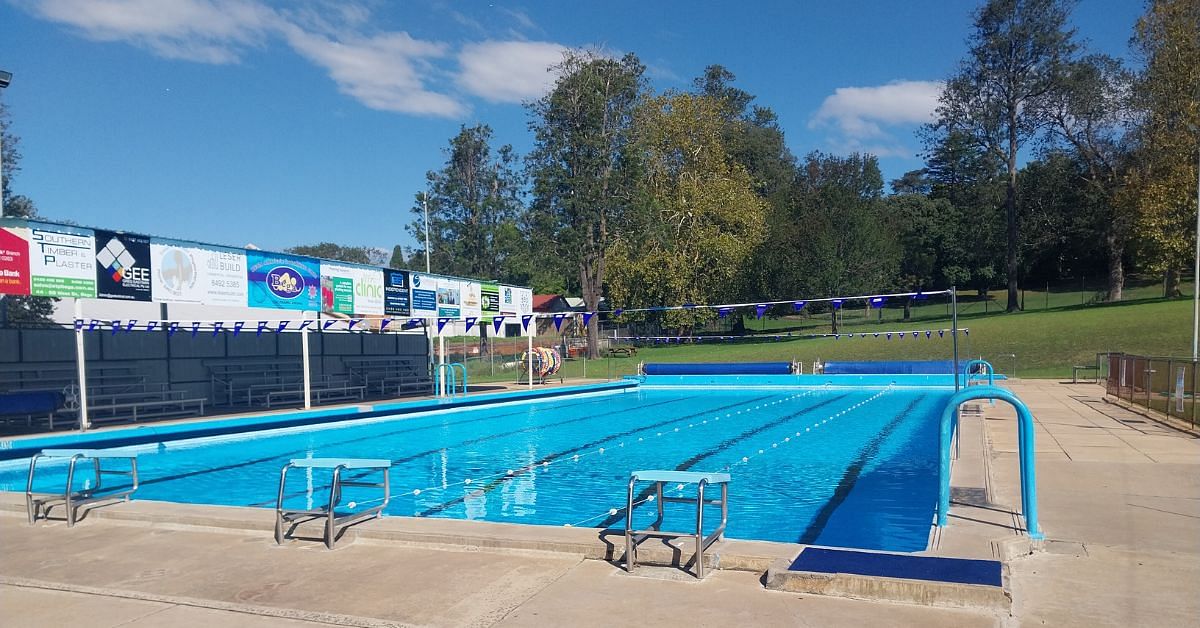 Bega War Memorial Pool.