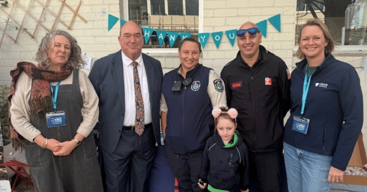 russell fitzpatrick with volunteers.